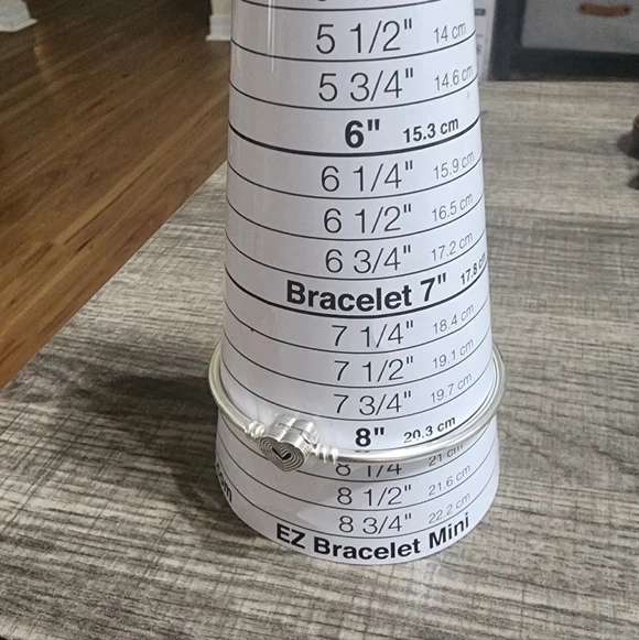 Pandora Radiating Heart Clasp Bangle Sterling silver - Picture 2 of 10